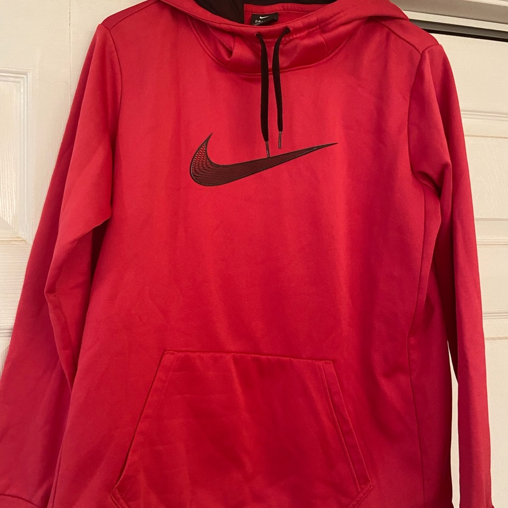 Women’s Nike sweatshirt